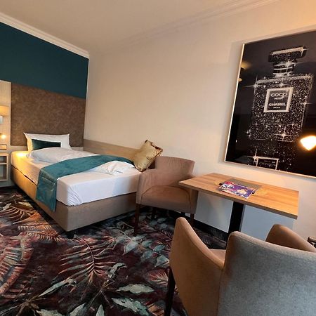 Appartementhotel Cura Bad Fuessing Exterior foto